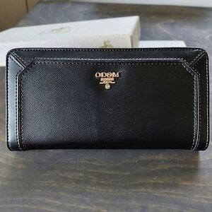 BNIB Oudishengma black leather clutch wallet